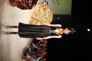 Desfile Amores Trash Couture 103 moda primavera verano